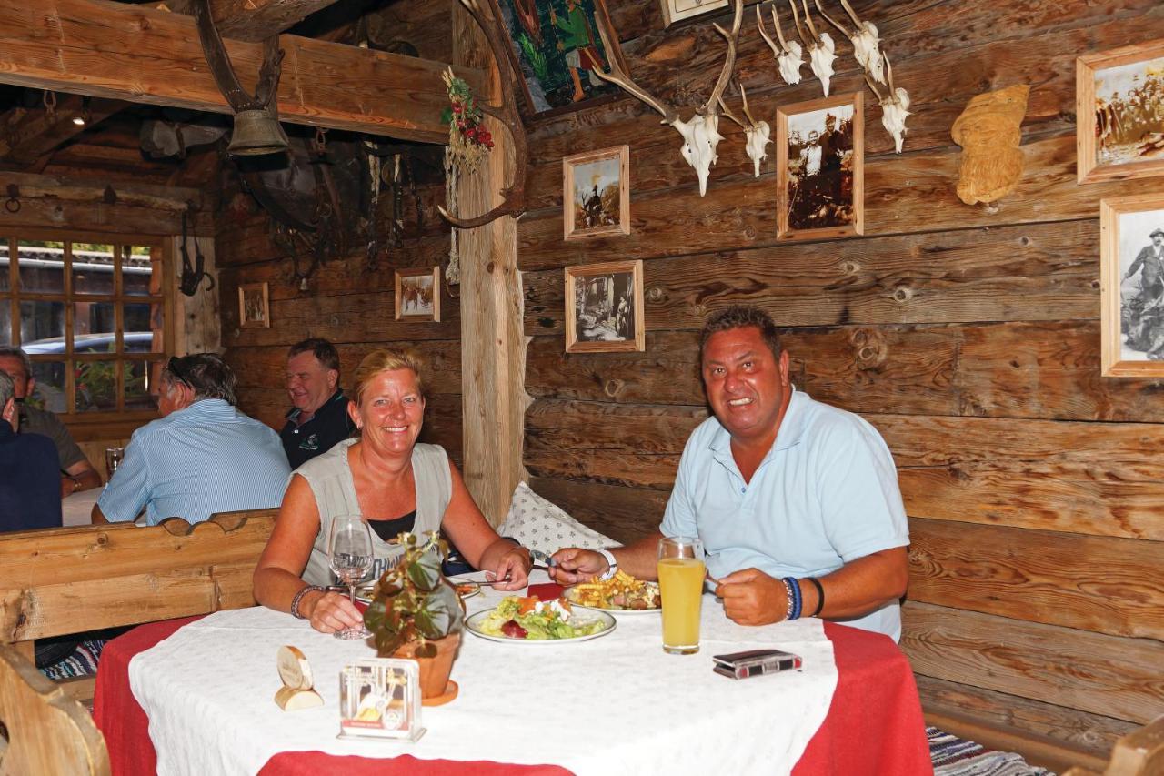 Gasthof Zacherlbraeu Брук-ан-дер-Гросглокнерштрасе Екстер'єр фото