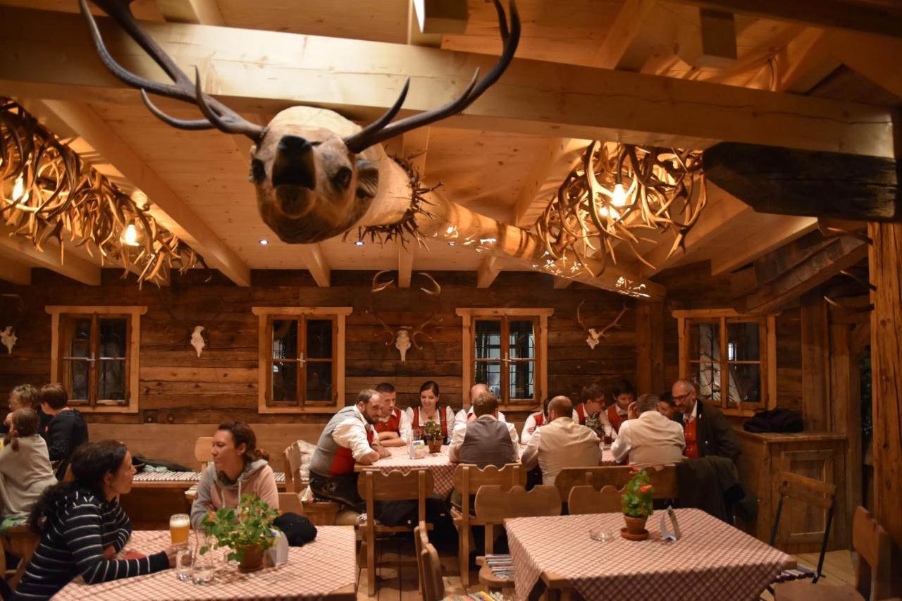 Gasthof Zacherlbraeu Брук-ан-дер-Гросглокнерштрасе Екстер'єр фото